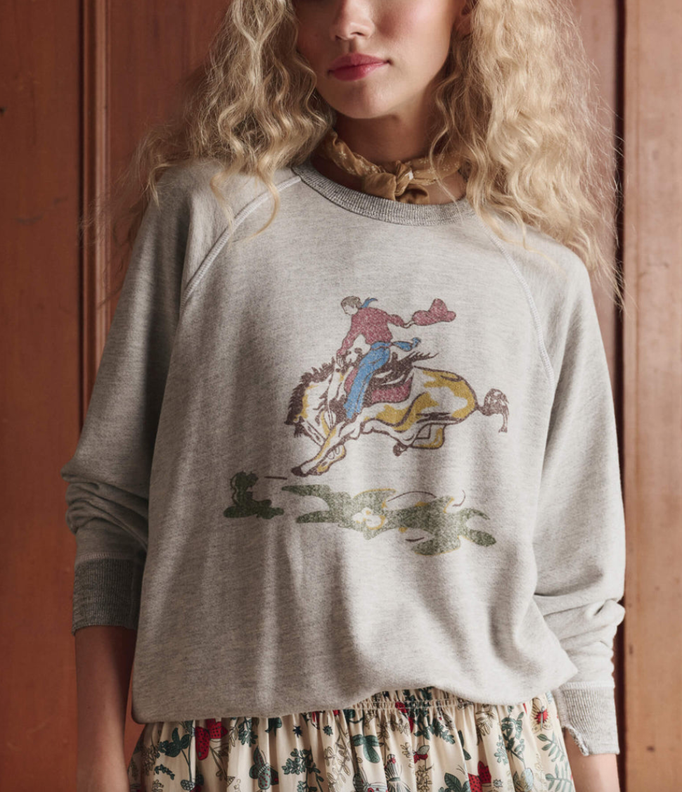 the college sweatshirt w/ rider graphic soft heather grey