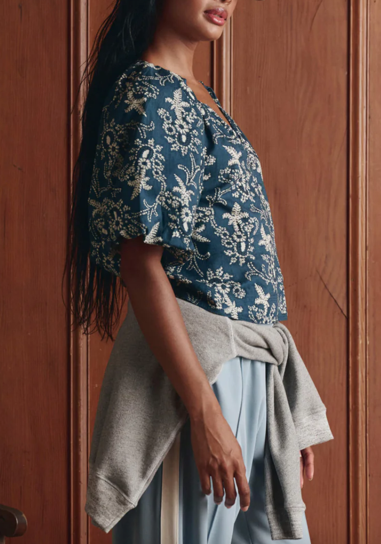 the blythe top indigo bandana