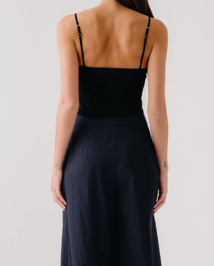 ada v-neck cami with lace black