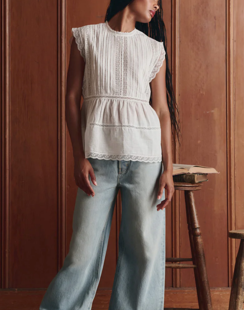 the sonnet top true white