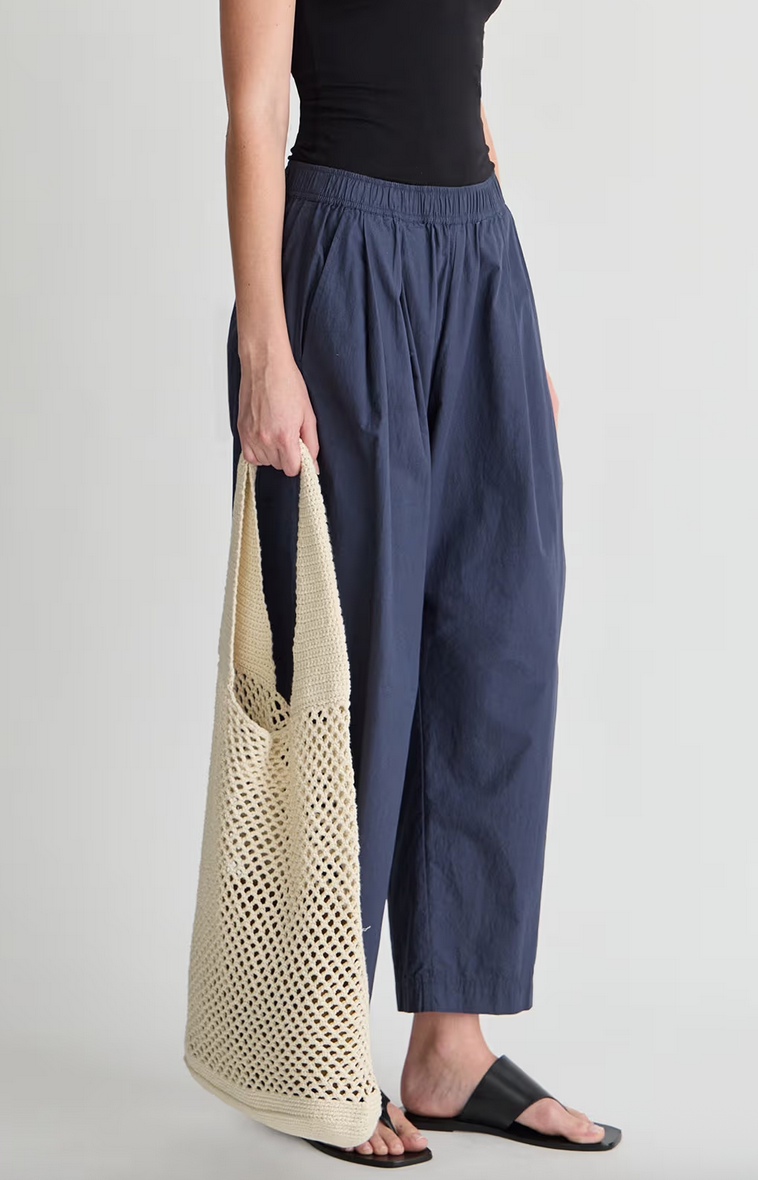 spa pleat pant navy