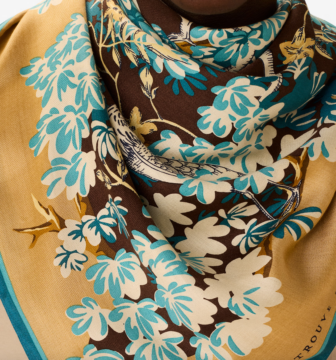square scarf 130 bestiaire beige