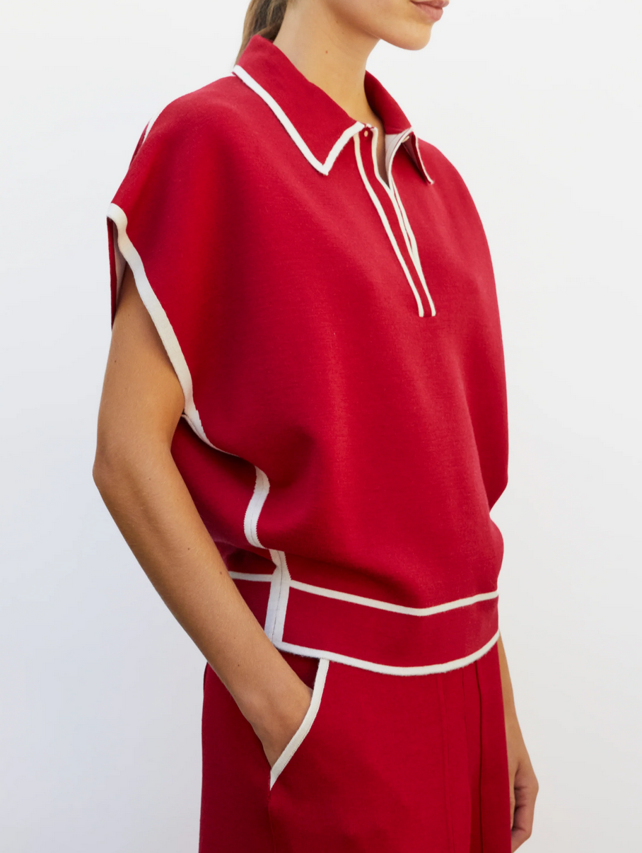 eclat wide top with edged collar garnet natural