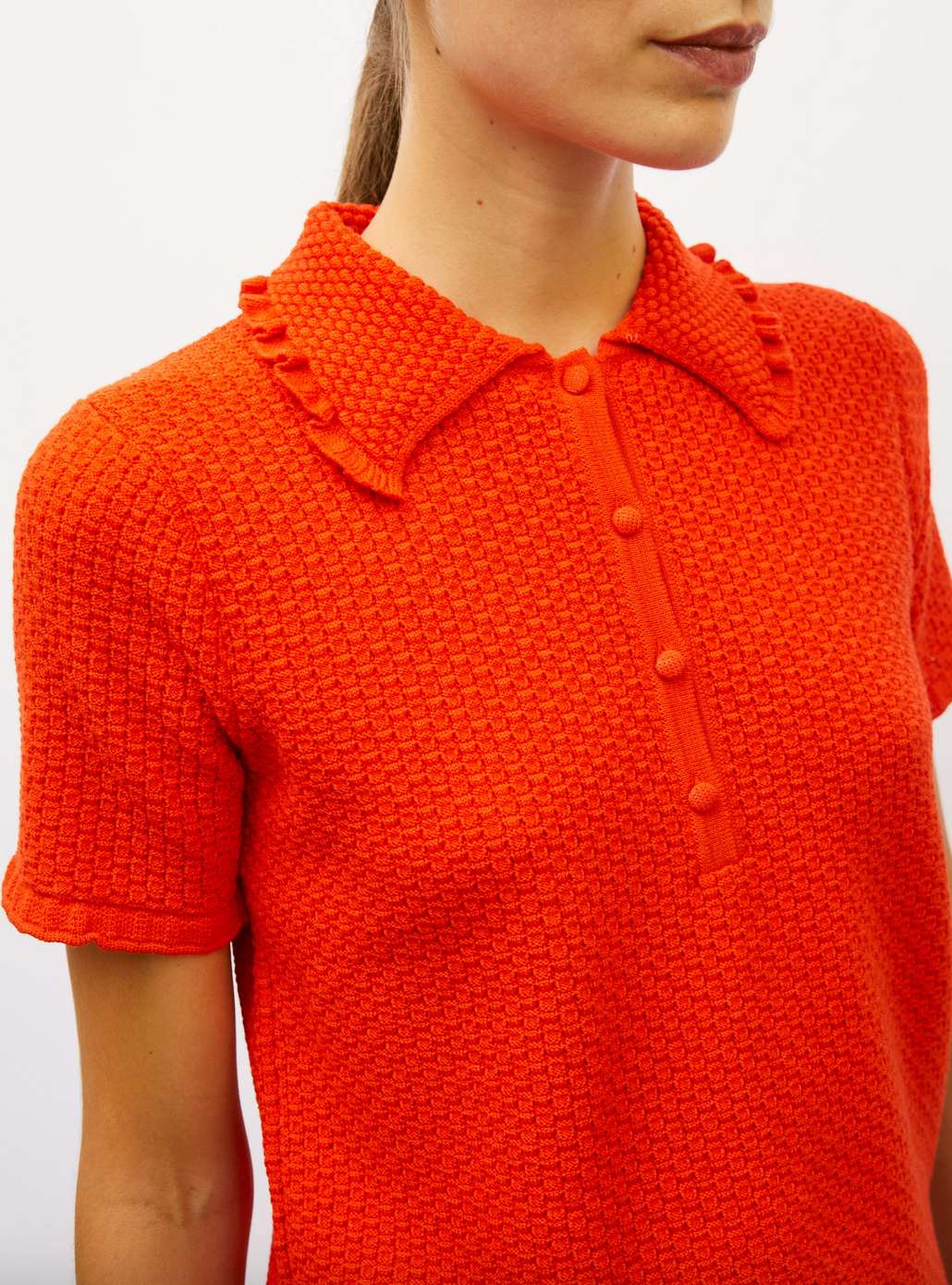 extra polo with ruffled neck blood orange