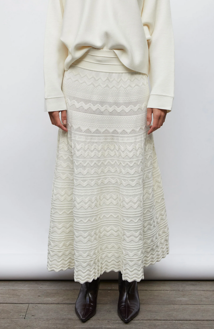 diva long skirt in a rick-rack knit milk
