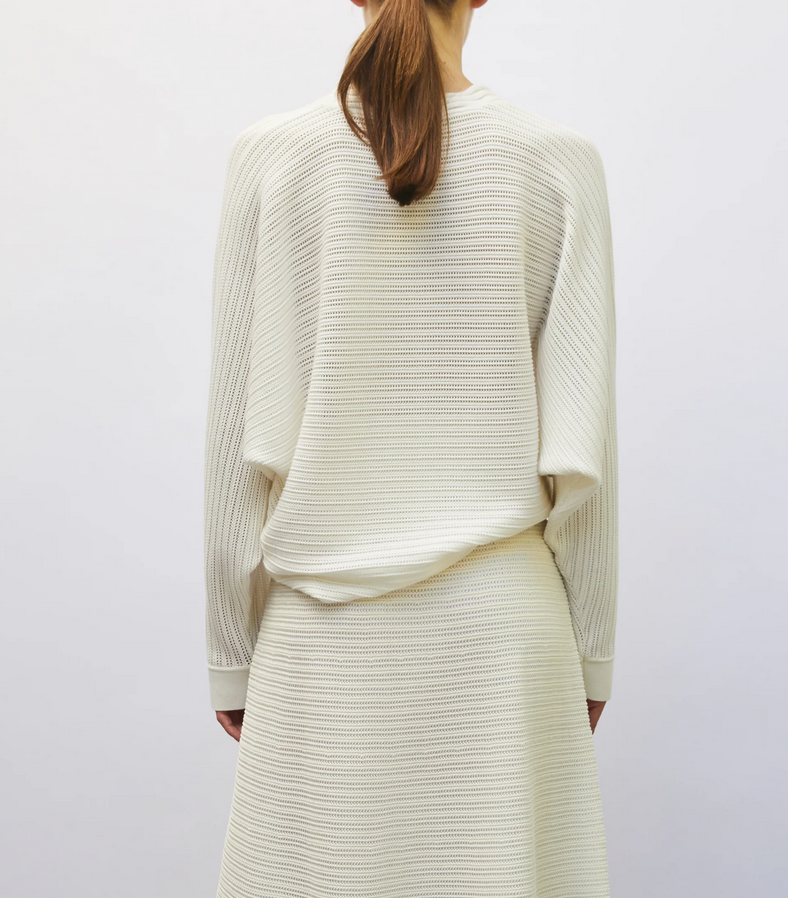 envol wide top in pointelle knit milk