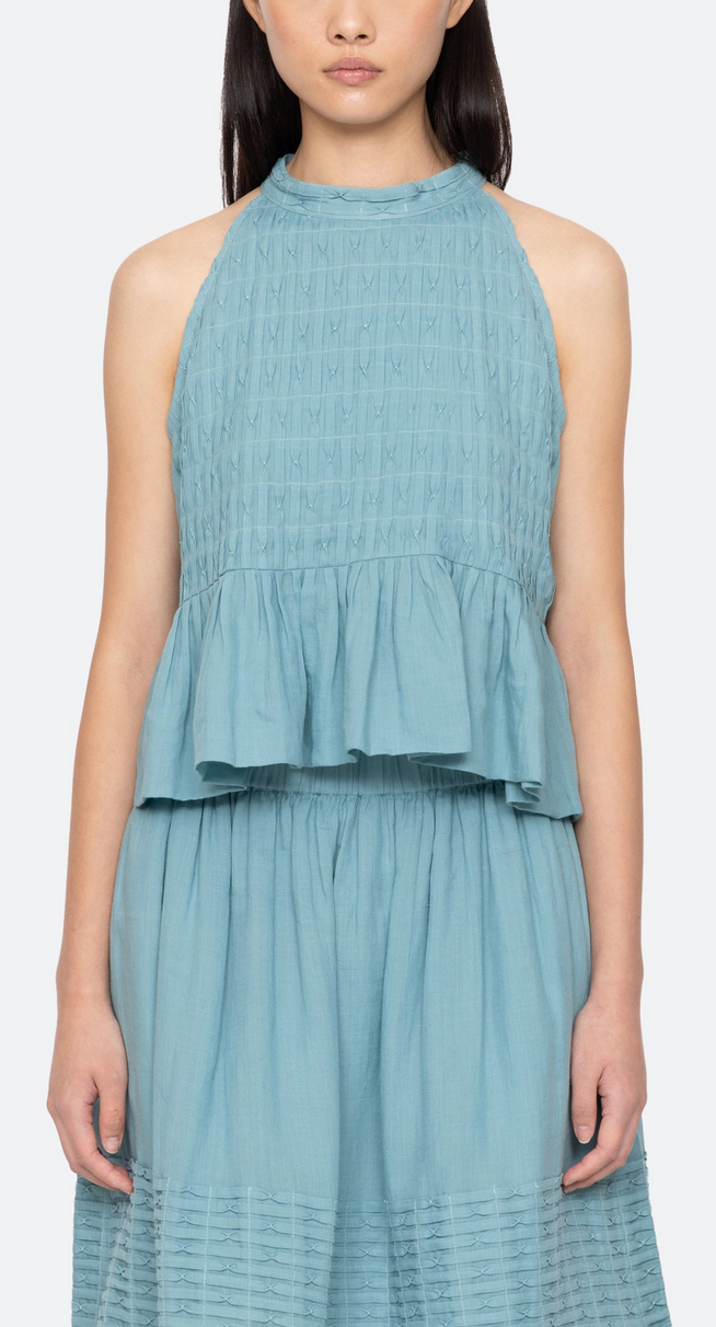 Violet tank blue
