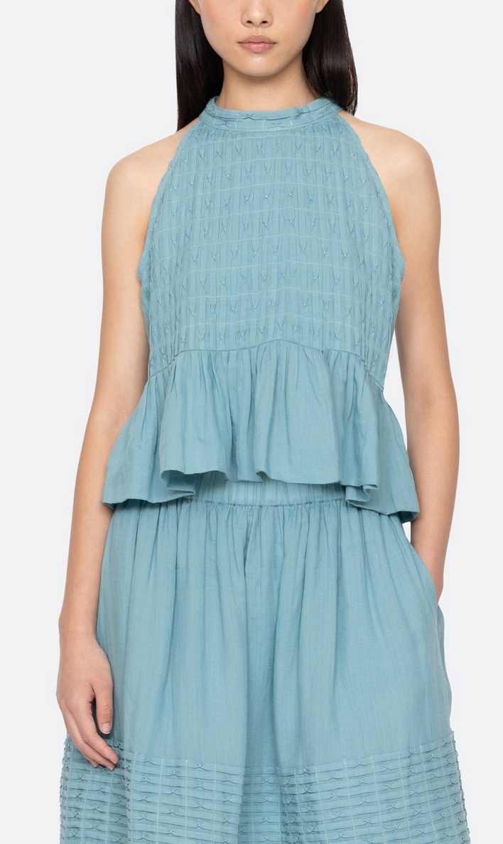 Violet tank blue