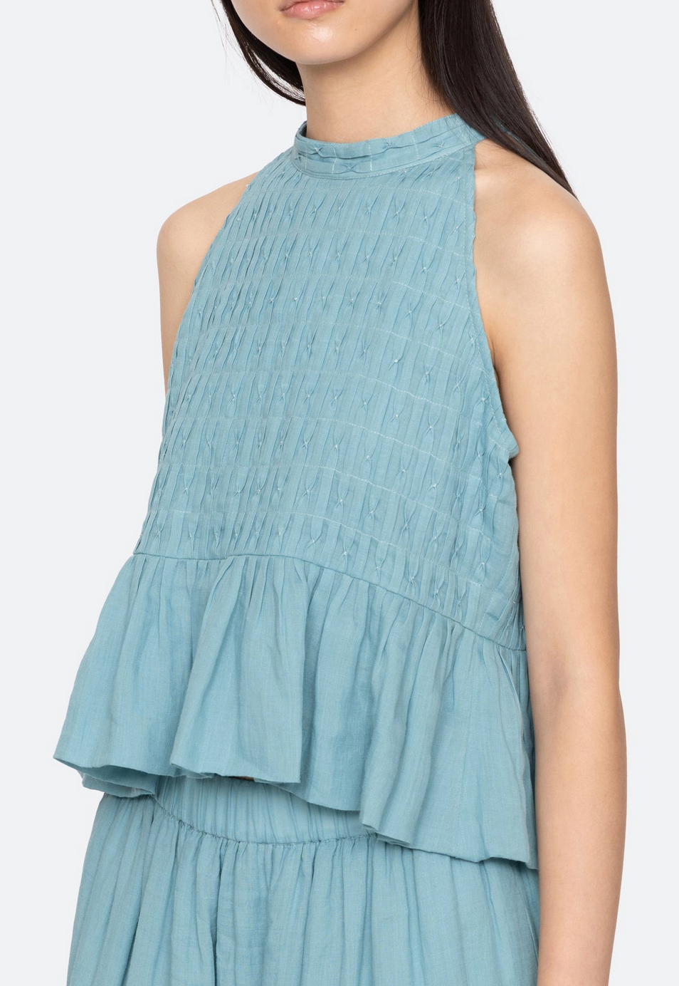 Violet tank blue