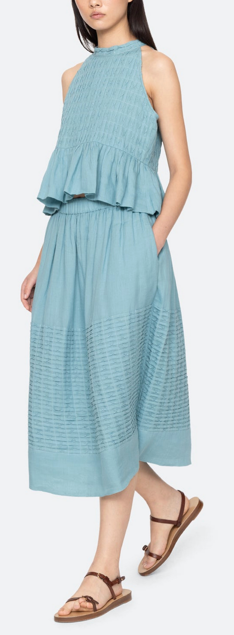 violet skirt blue