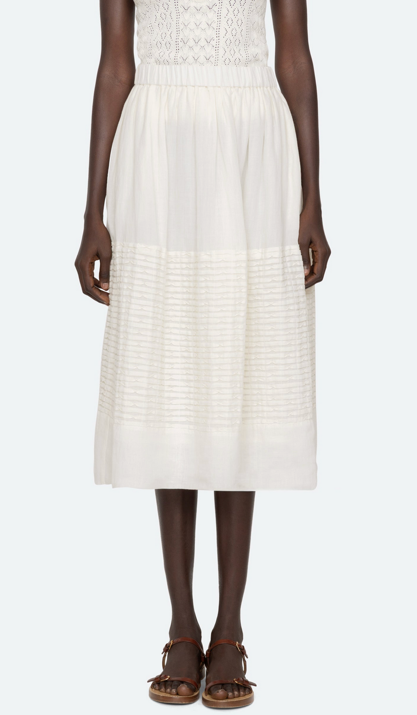 violet skirt white