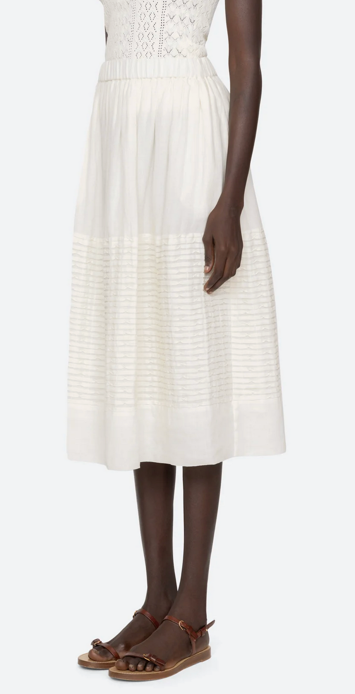 violet skirt white