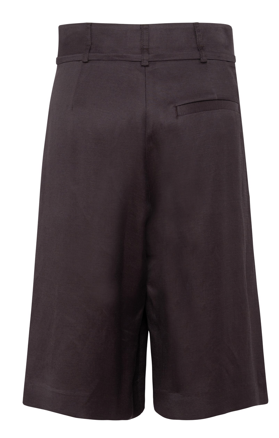 Bermuda shorts plum