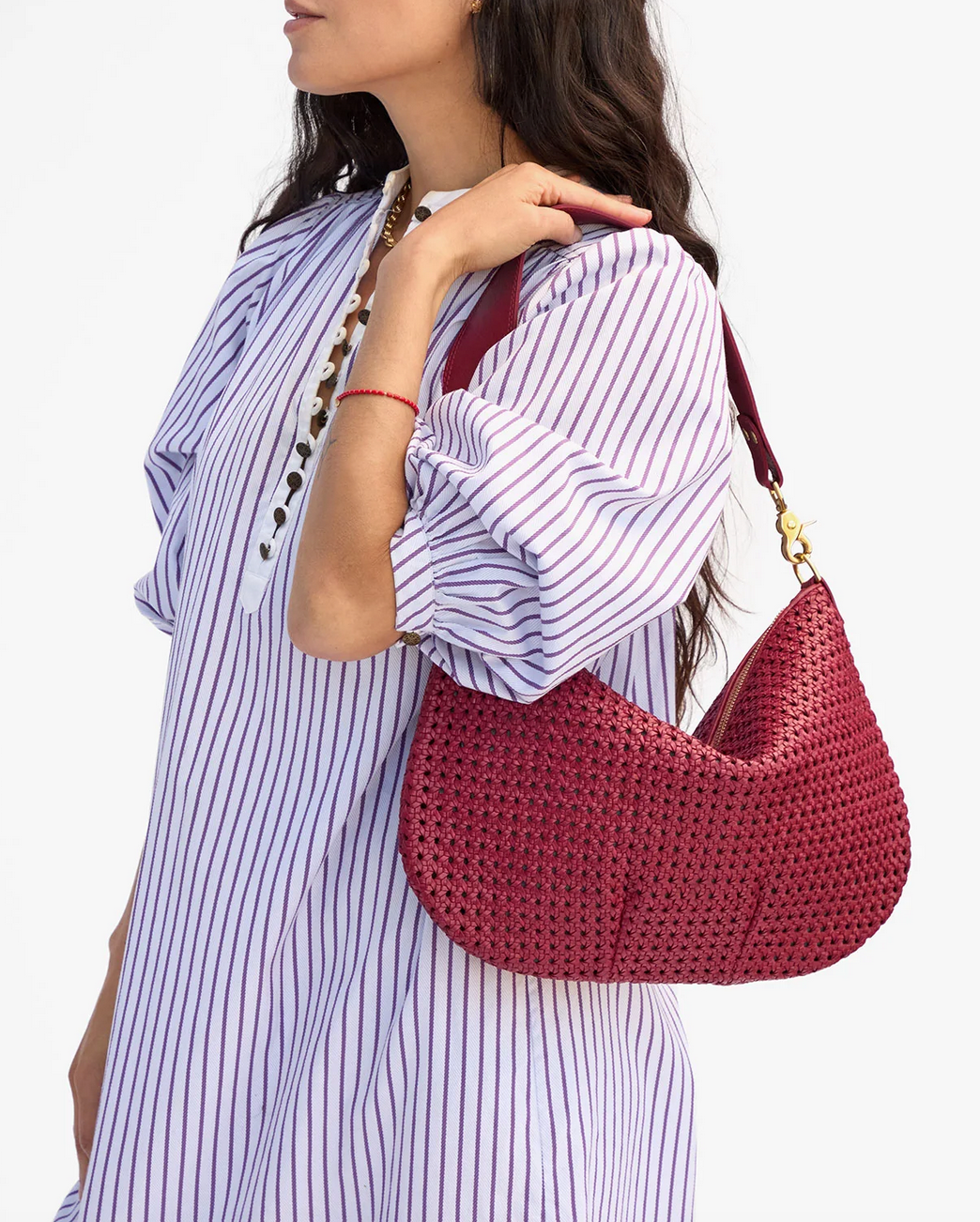 moyen messenger plummy rattan with adjustable cross body strap checkered plumy