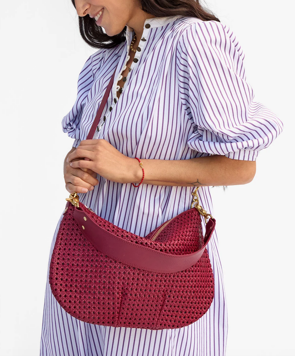 moyen messenger plummy rattan with adjustable cross body strap checkered plumy