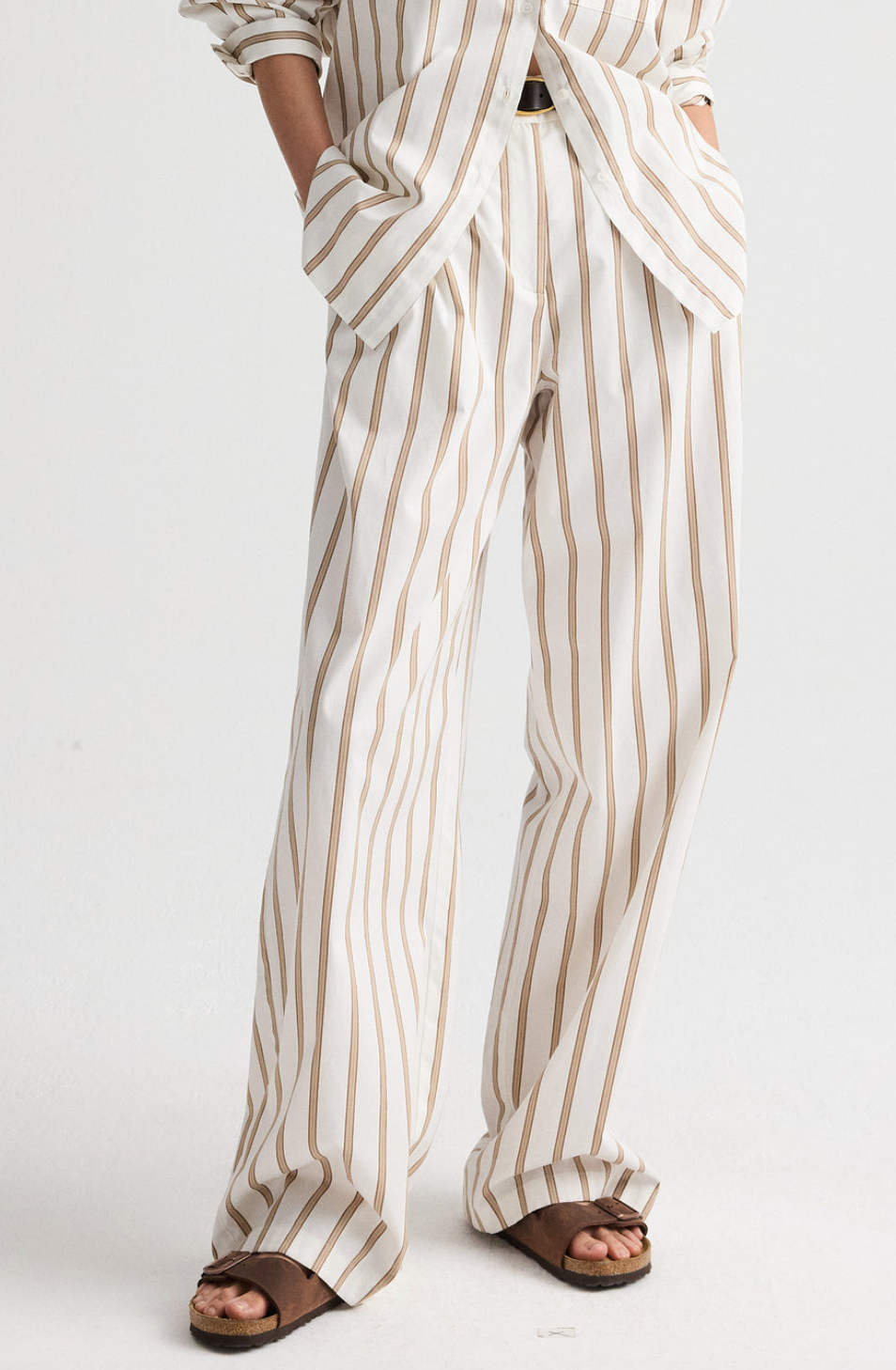 white / khaki hudson st pant in yarn dye super pop