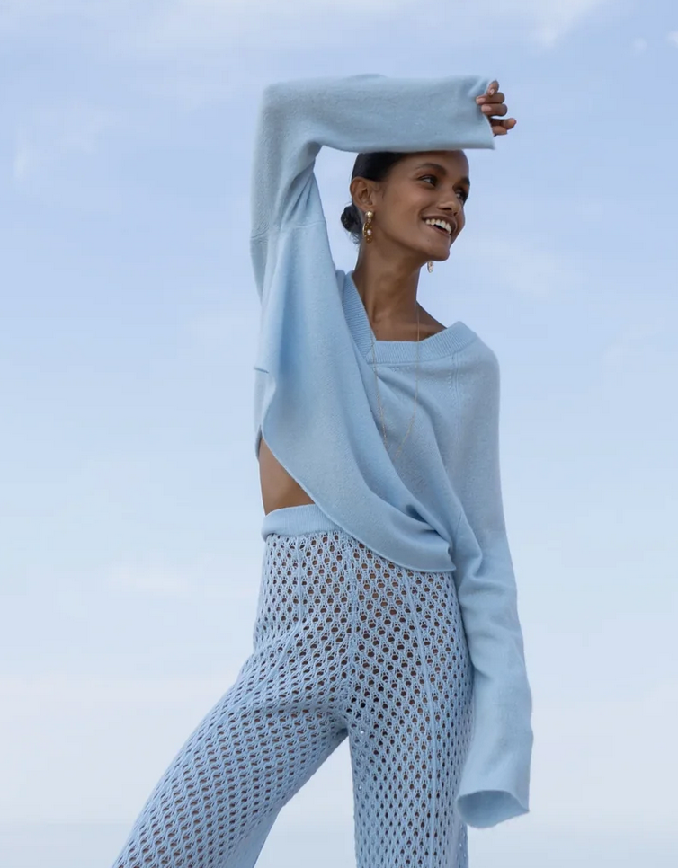 cashmere v-sweater blue feather