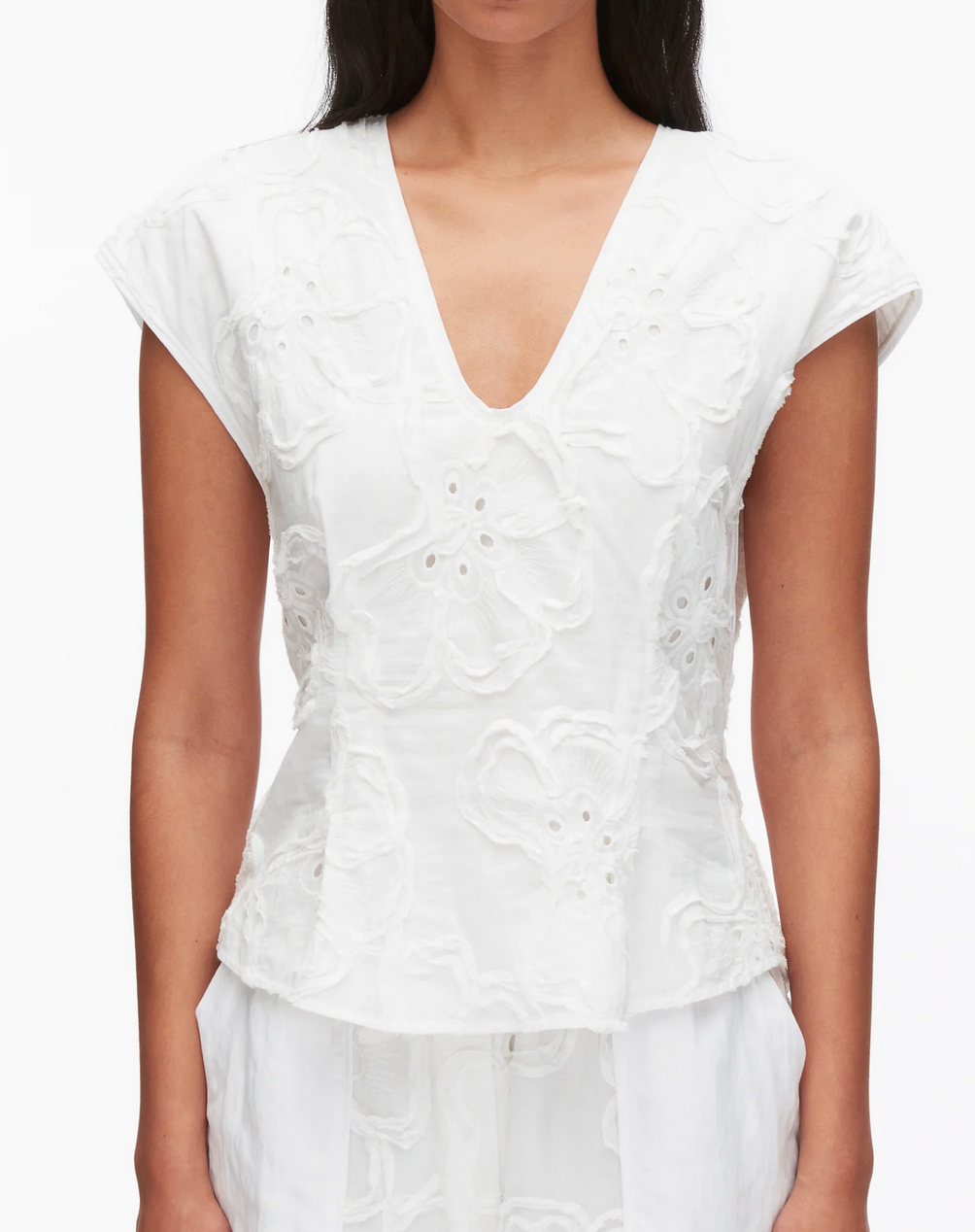 embroidered cap sleeve tee white