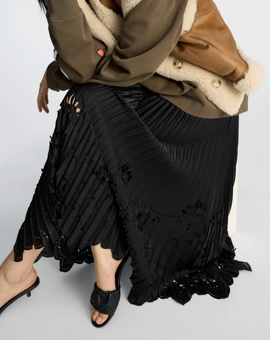Charming skirt black