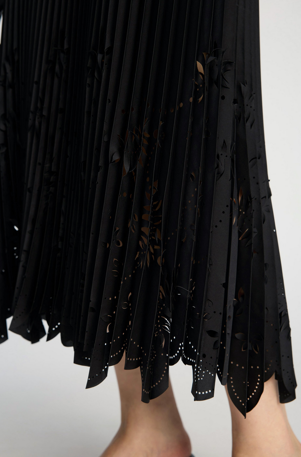 Charming skirt black