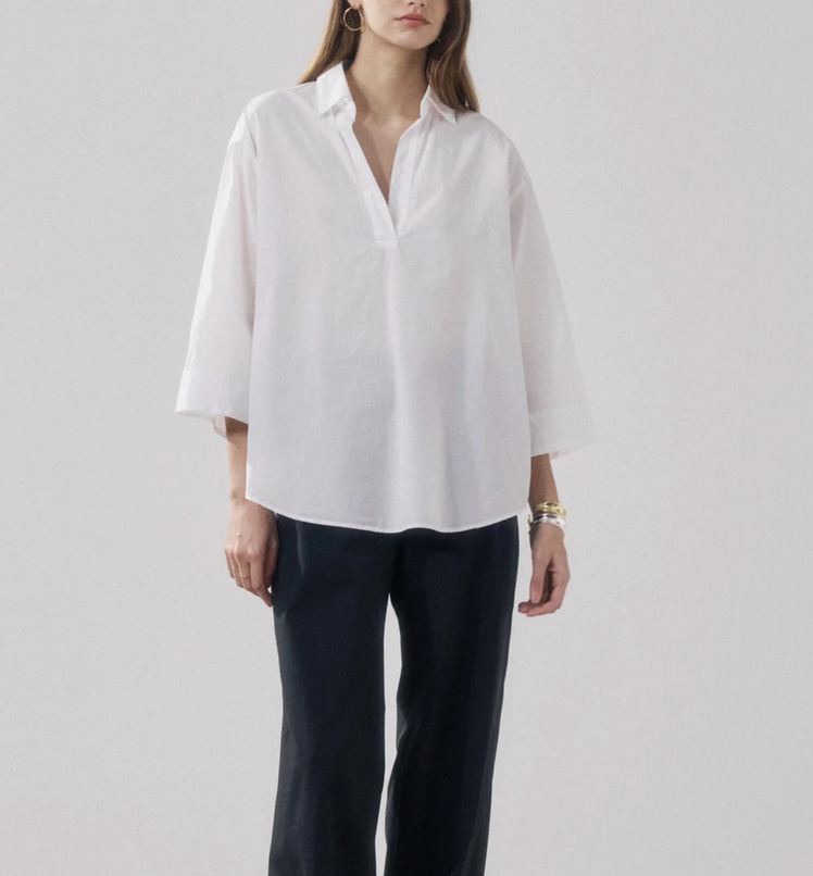 cola white polin shirt
