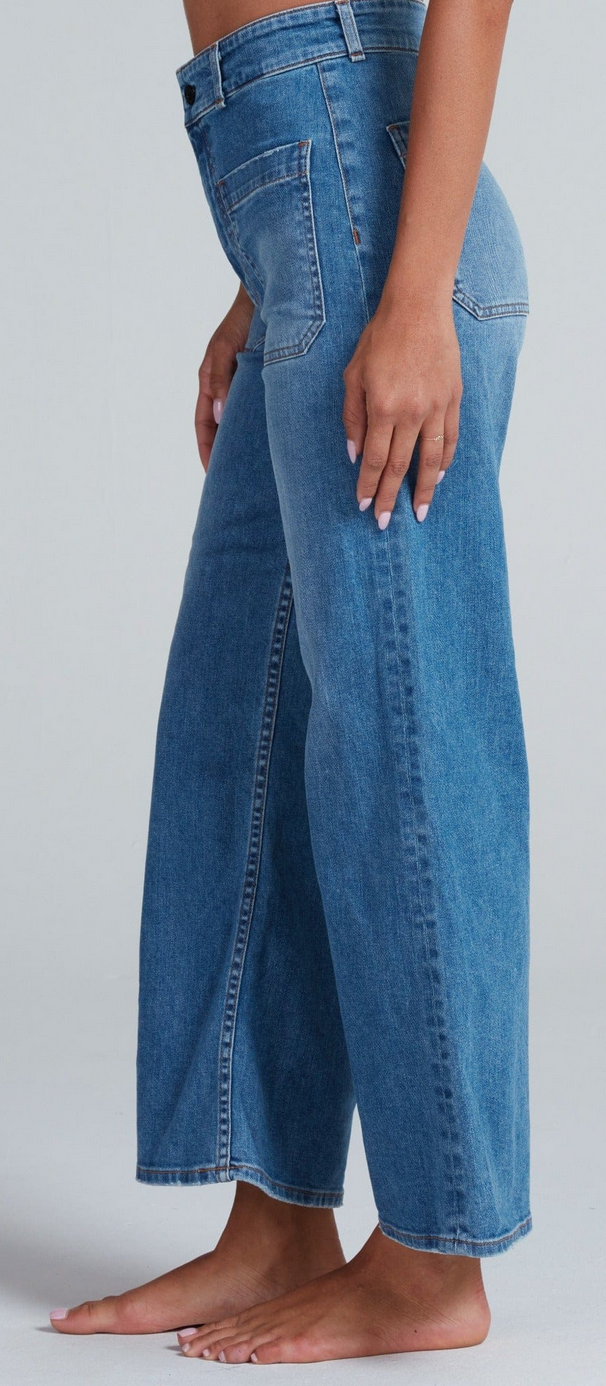 Cropped Sailor Starboard