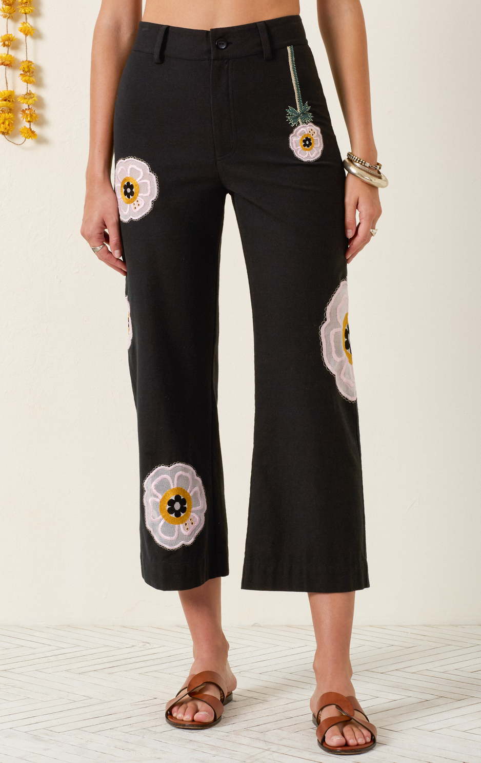 Paige pressed daisy pant black