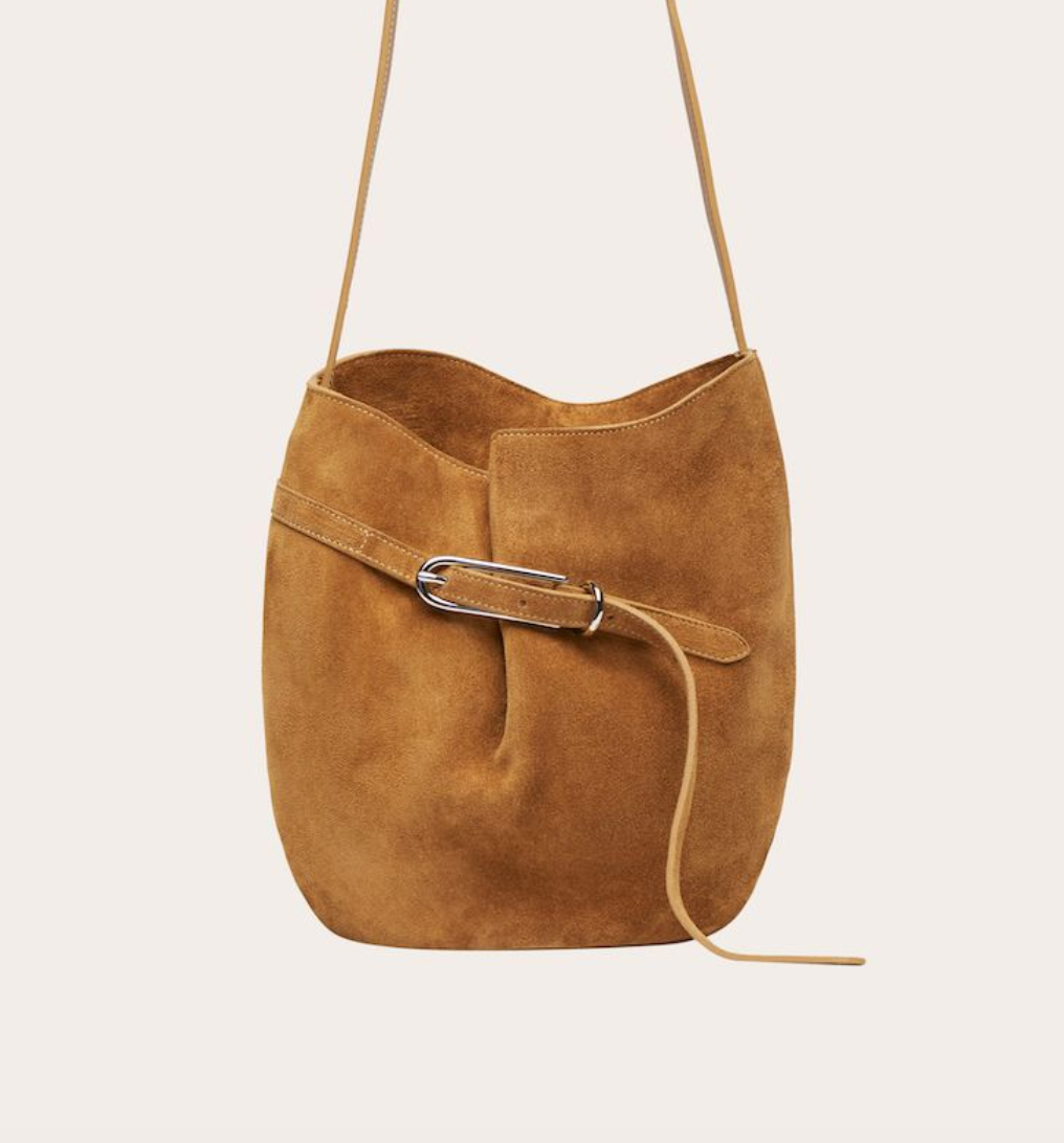 Belted bucket bag sand suede