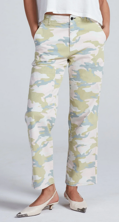 Carpenter Pink Camo