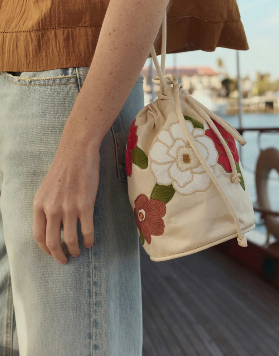 The embroidered cinched bucket bag white