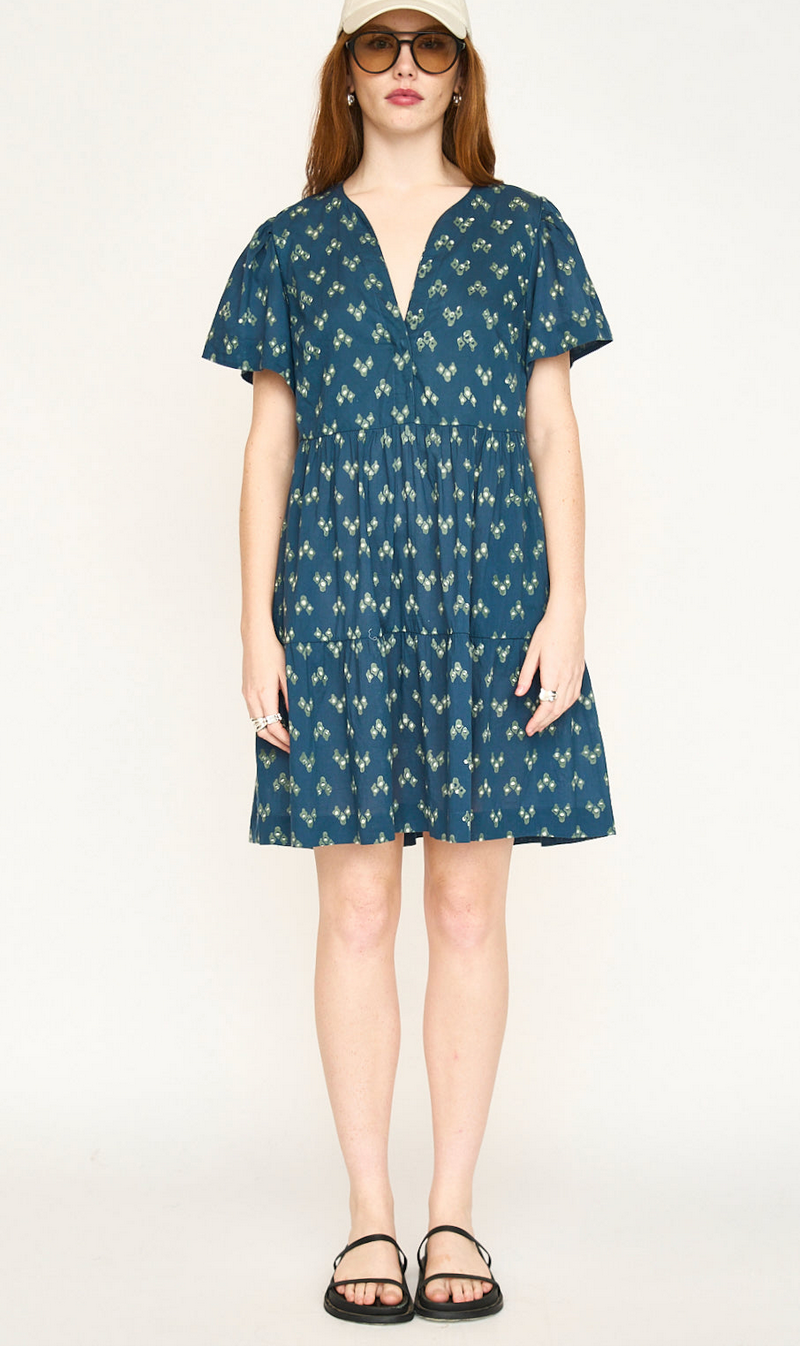 beacon hill short dress in laguna grove