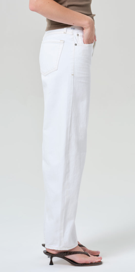 Miro Relaxed Jean In Soft White