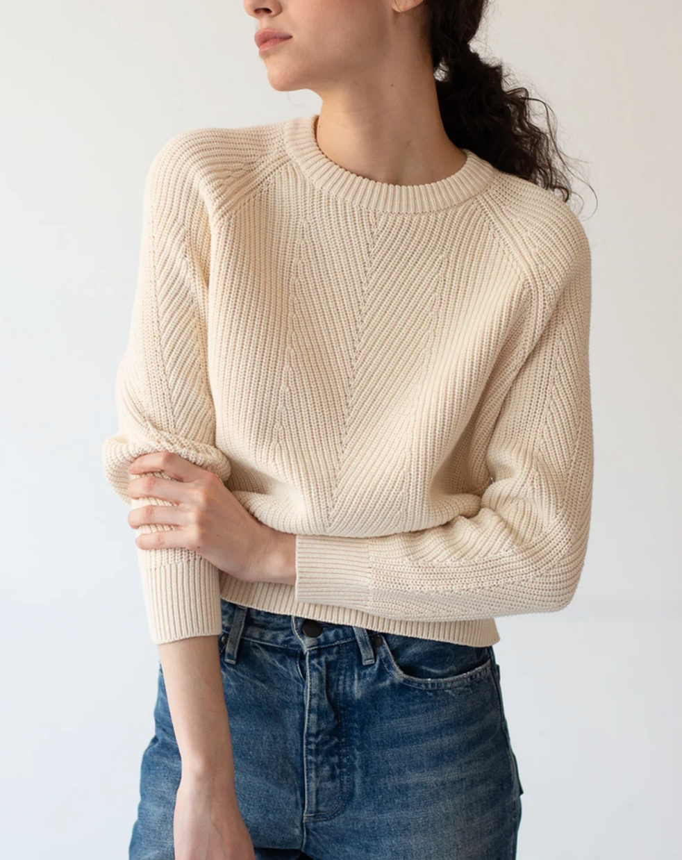 Chelsea cotton crewneck sweater sandstone