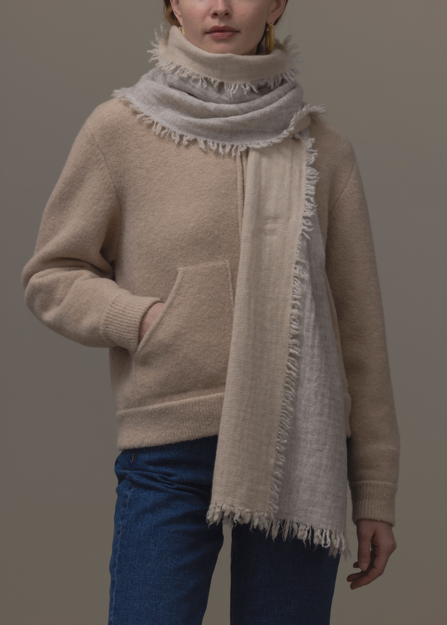 Scarf with fringe heather melange / fog