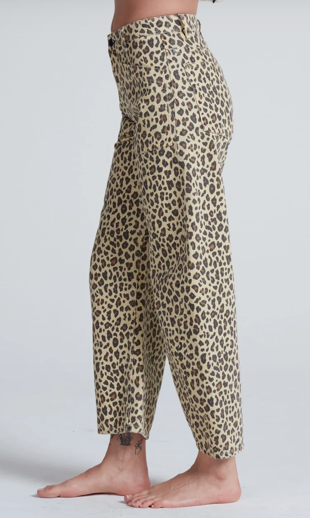 Twisted Barrel leopard