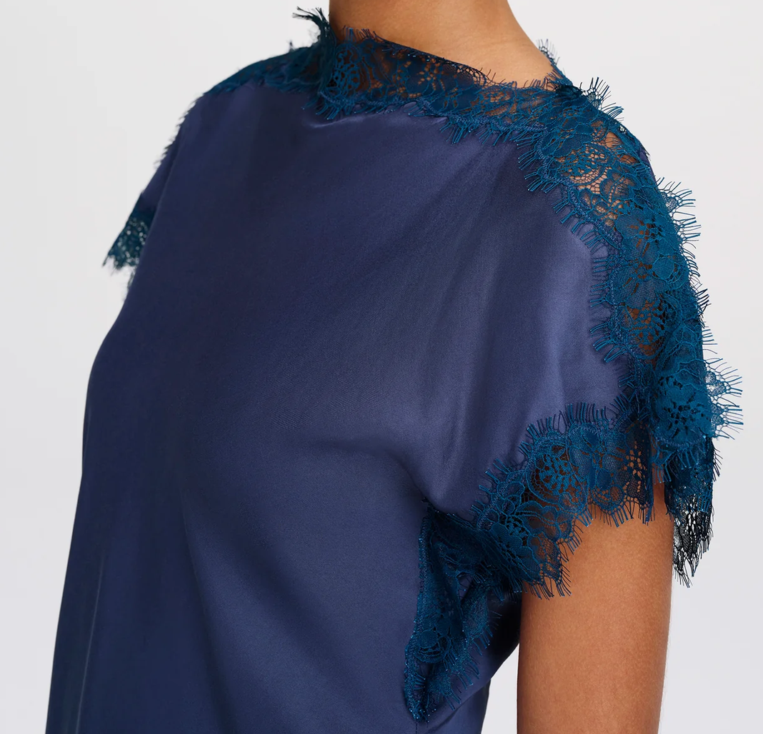 Luna satin and lace top ash blue