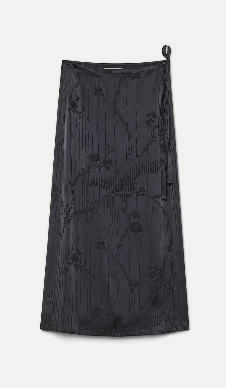 the lotus flowing jacquard sarong skirt notte