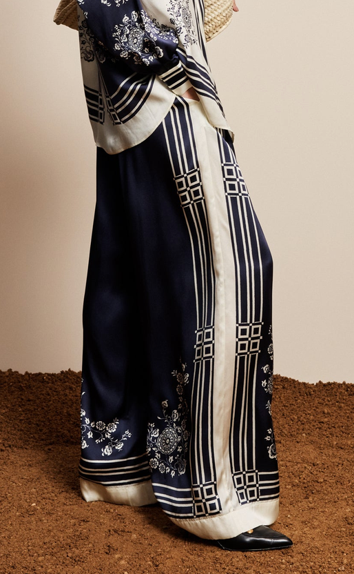 Banderra Silk Pant In Navy/Ivory Floral Stripe