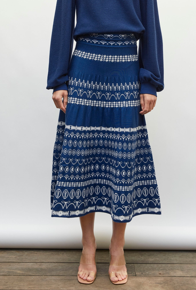 Faience fine knit skirt in blue faience milk