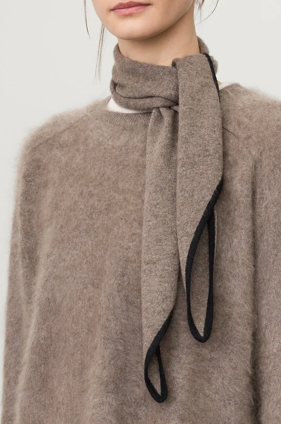 Chelsea scarf truffle/black
