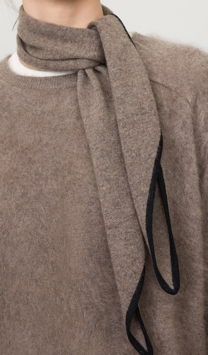 Chelsea scarf truffle/black