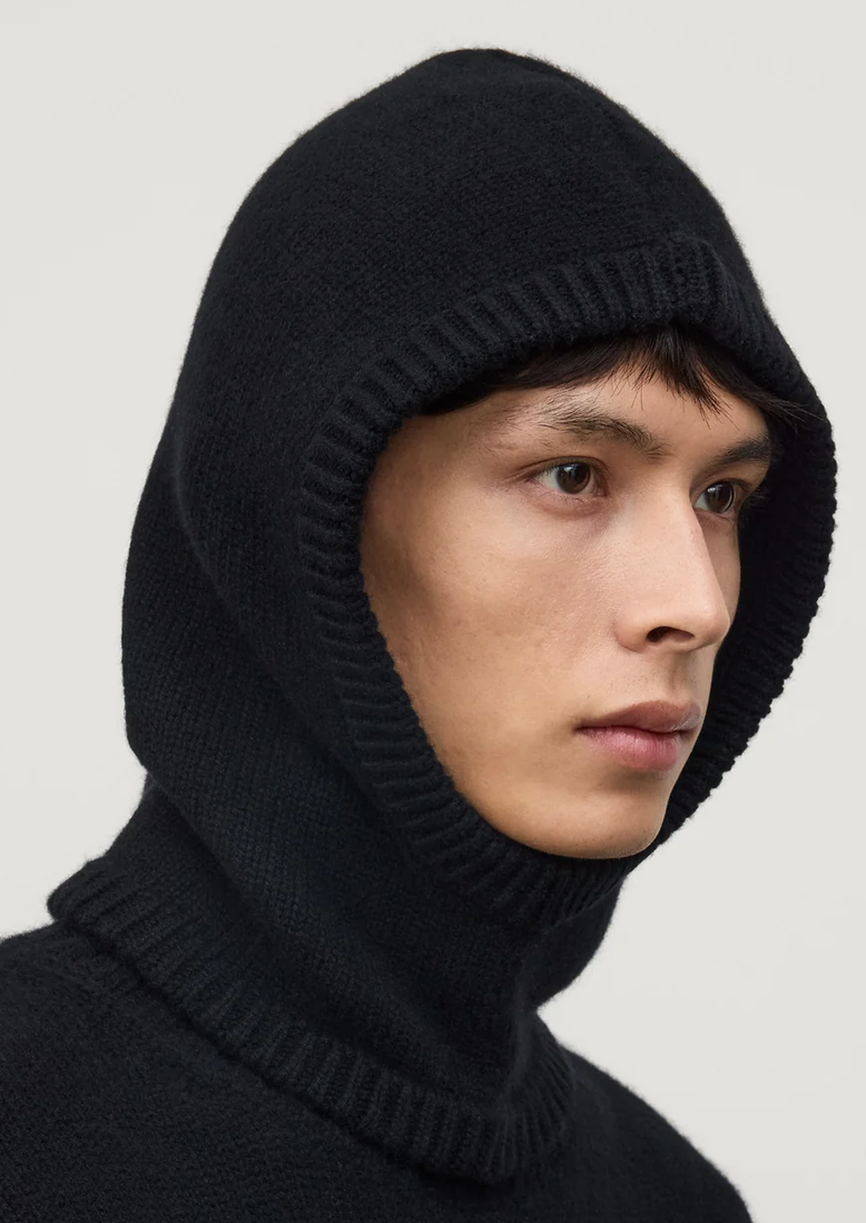 Astri Balaclava