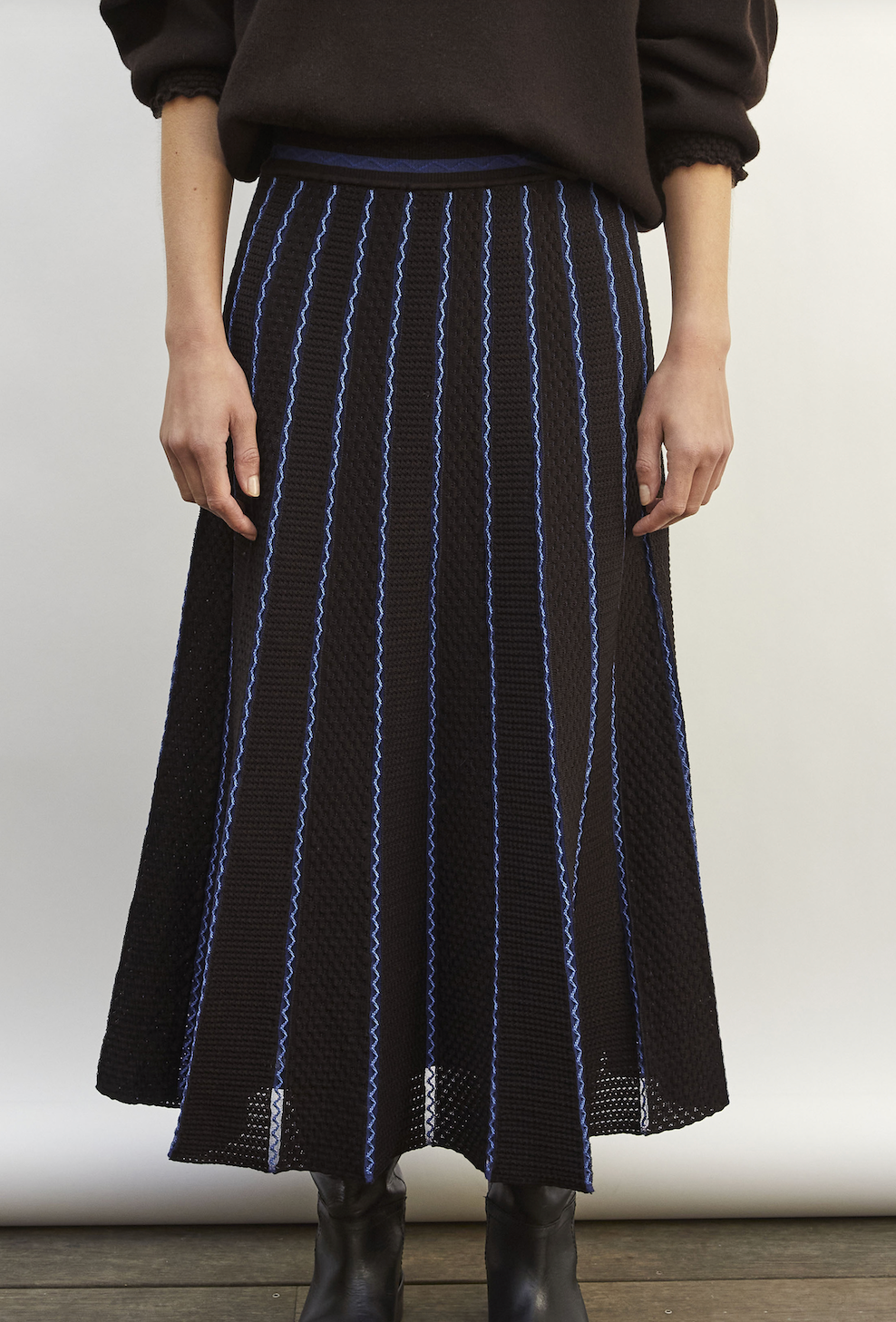 Fragola long knit skirt colored details ebony multi