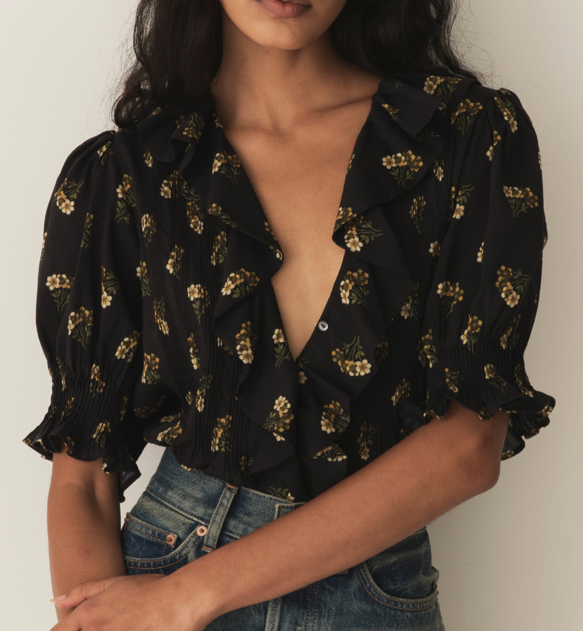 henri top in buttercup bouquet