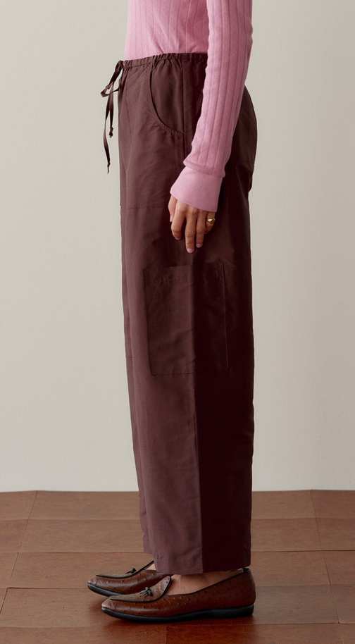 The Sillk Taffeta Cargo Pant Espresso