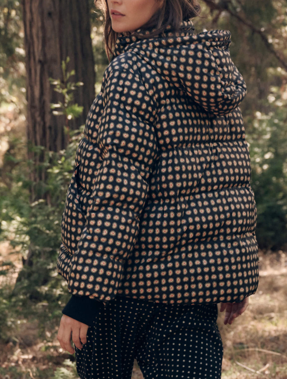 The Polar Puffer Black Paisley