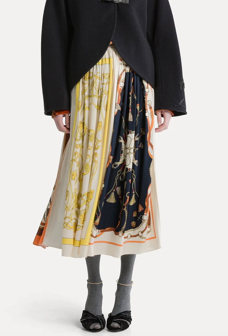flared skirt with "the crown" placed print in night