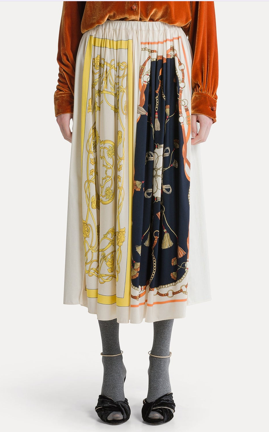 flared skirt with "the crown" placed print in night