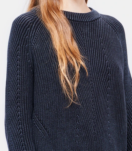 Chelsea cotton crewneck sweater washed black