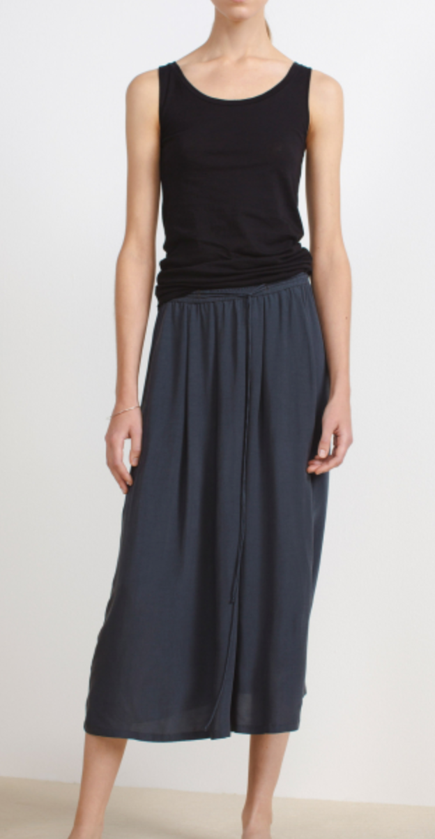 Hurtado skirt graphite
